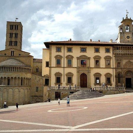 La Casina Di Ivonne Arezzo Centro Appartement Buitenkant foto