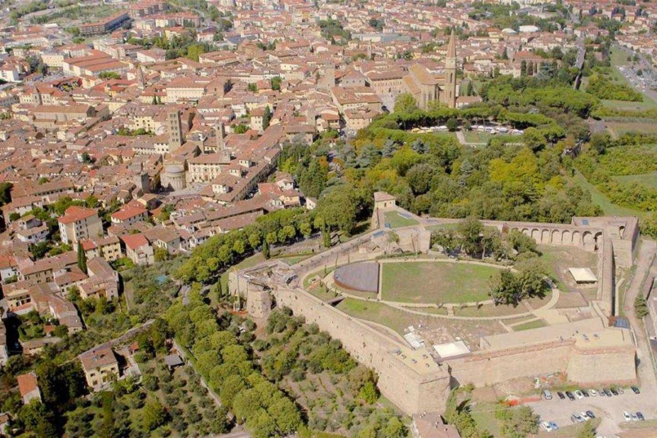 La Casina Di Ivonne Arezzo Centro Appartement Buitenkant foto